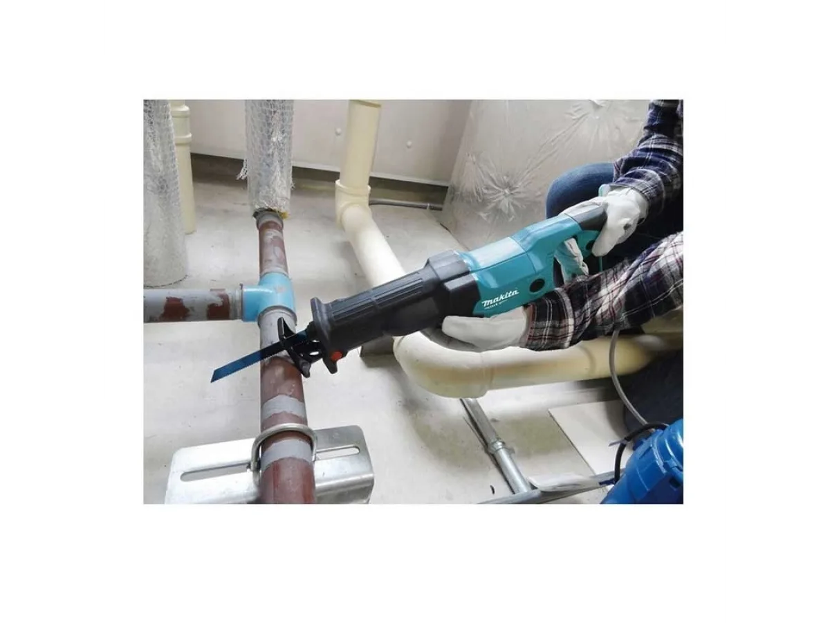 Makita M4501KB Kılıç Testere