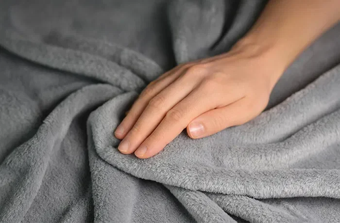 gri yumuşak battaniye