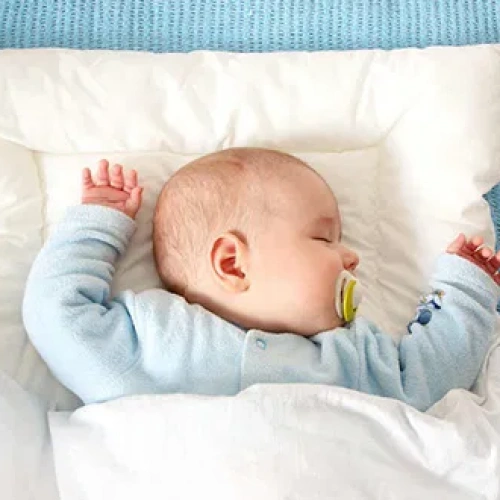 Bebeklerde Yastık Kullanımı Nasıl Olmalıdır?