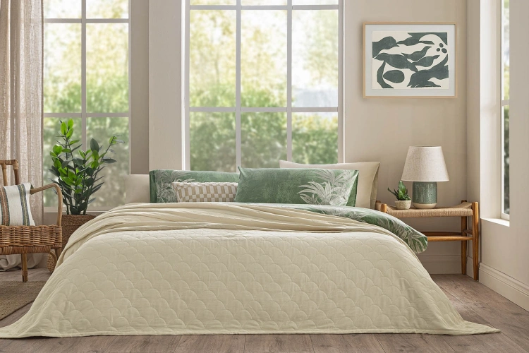 Edelia Yatak Örtüsü