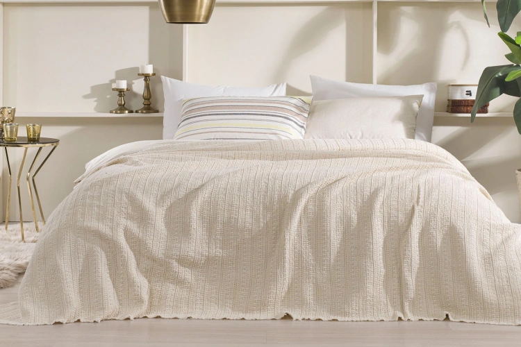 Perla Yatak Örtüsü