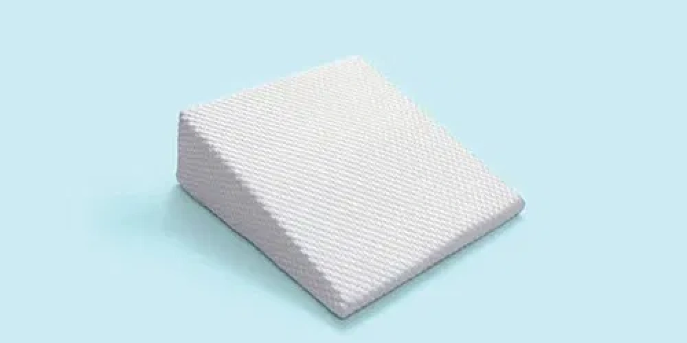 Reflü Yastığı Nedir? Ne İşe Yarar?