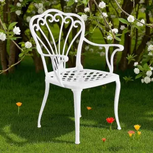Döküm Beyaz Sandalye