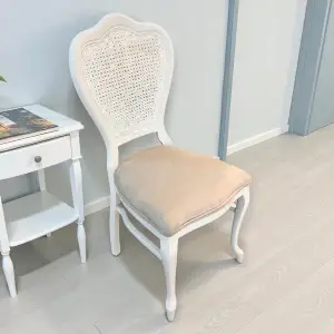 Klasik Hasırlı Ahşap Sandalye - Beyaz