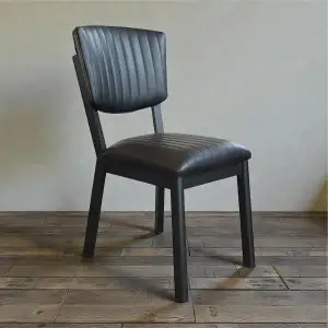 Kasalı Elma Sandalye - Siyah Metal