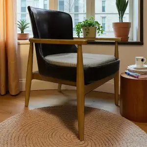 Köpüklü Berjer Ahşap Sandalye - Ceviz