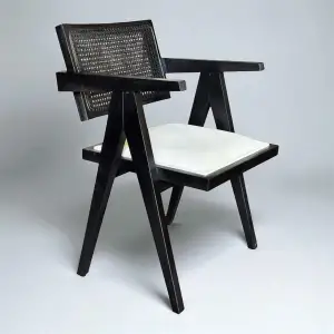 Leydi Kollu Hasırlı Ahşap Sandalye - Siyah