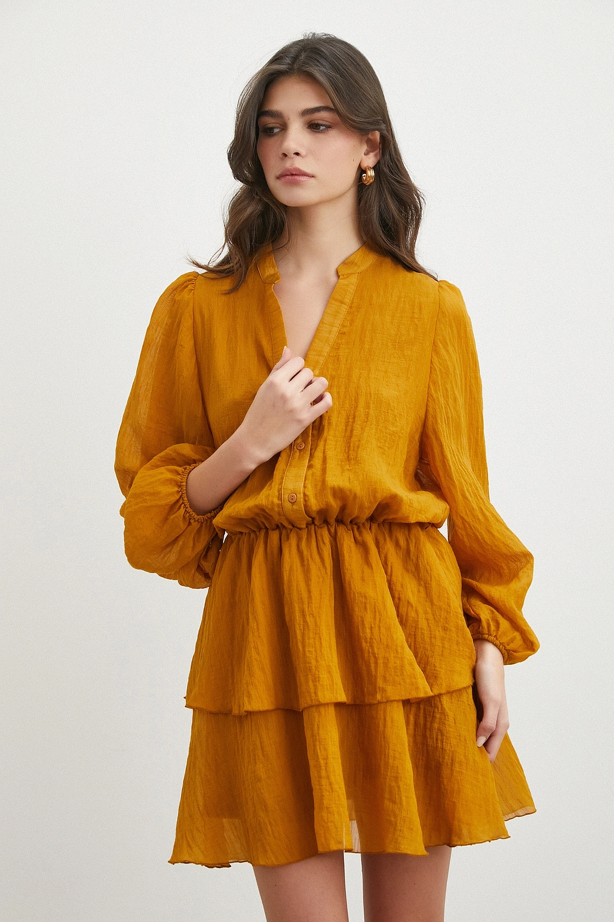 Bolon Kol Hakim Yaka Katlı Şifon Elbise