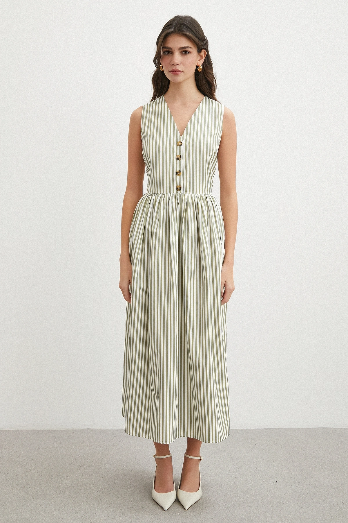 Picnic Chic Düğmeli Elbise