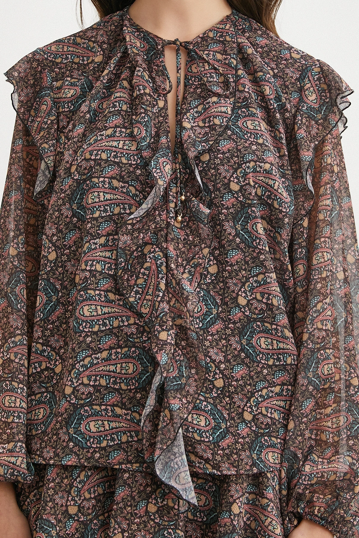 Paisley Desenli Fırfırlı Gömlek