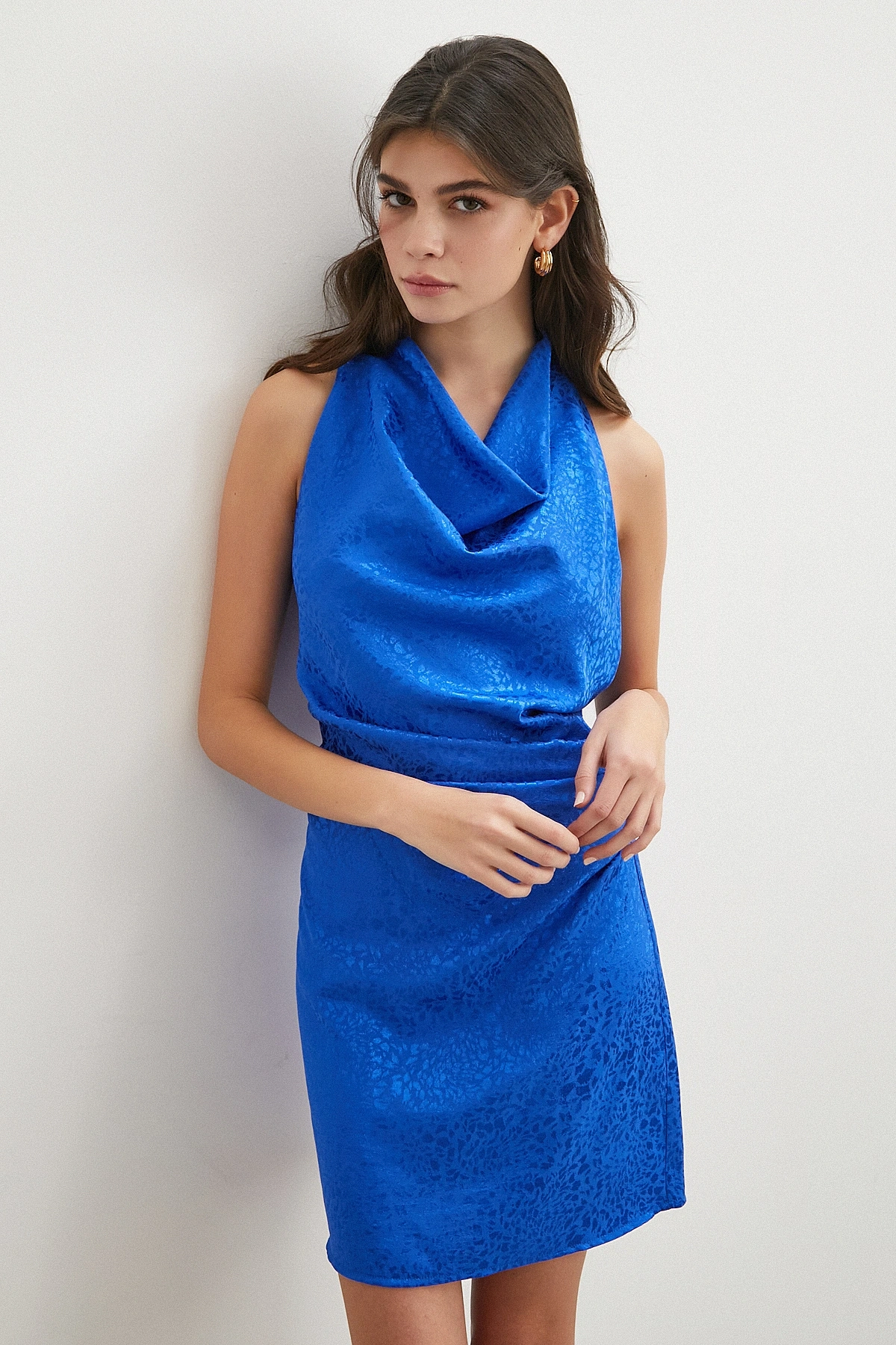 Saks Mavisi Jakarlı Halter Yaka Elbise