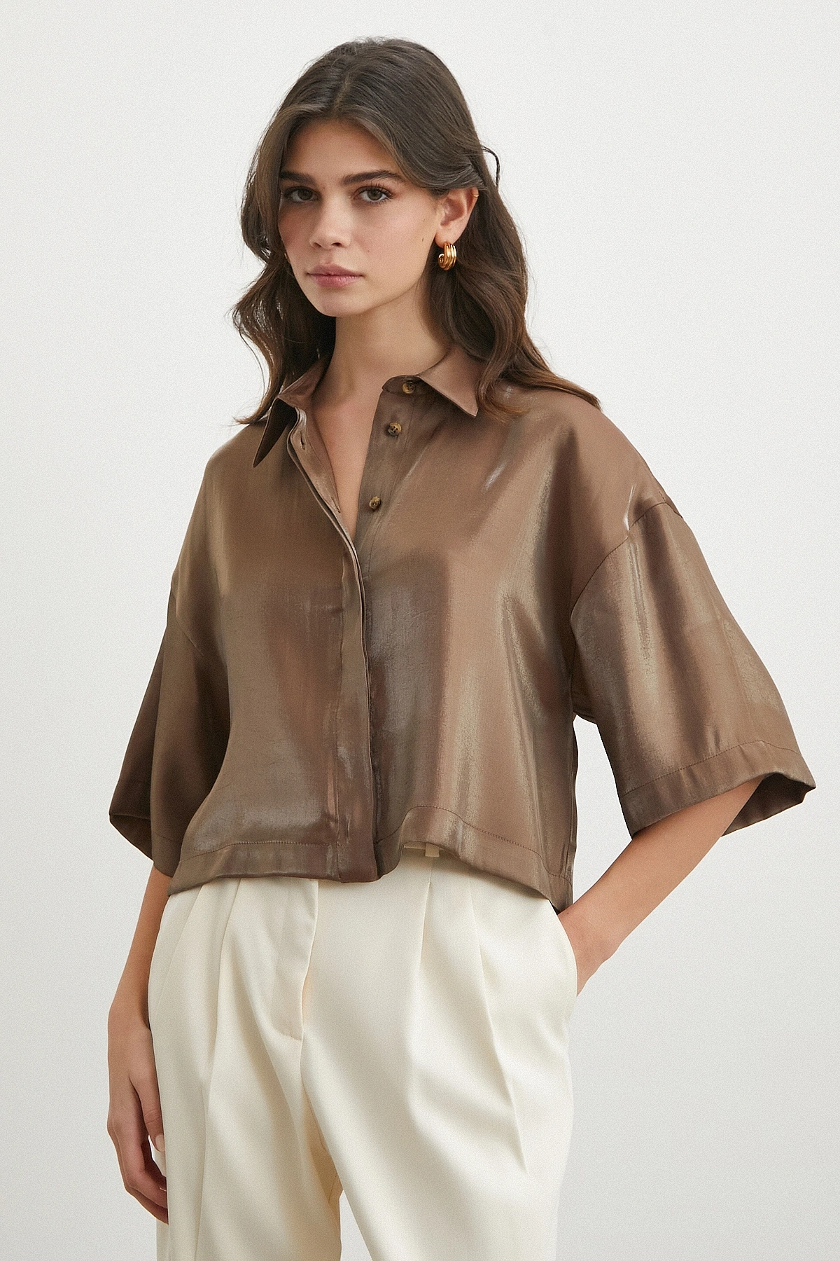 Parlak Saten Crop Gömlek