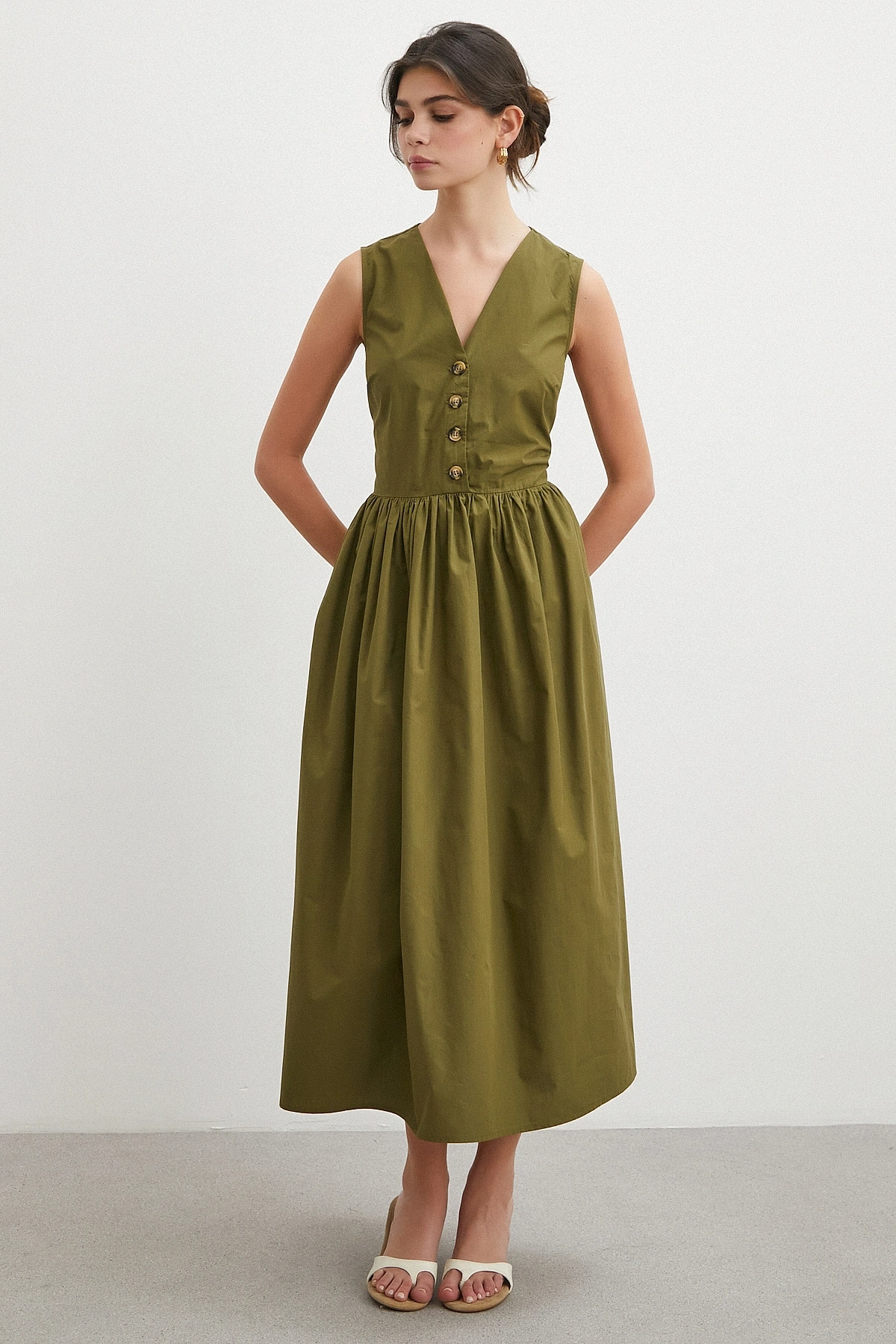 Picnic Chic Düğmeli Elbise