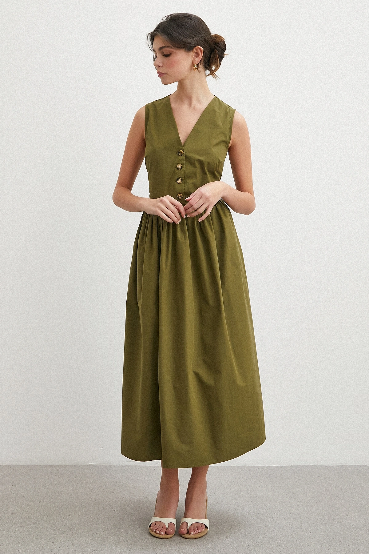 Picnic Chic Düğmeli Elbise