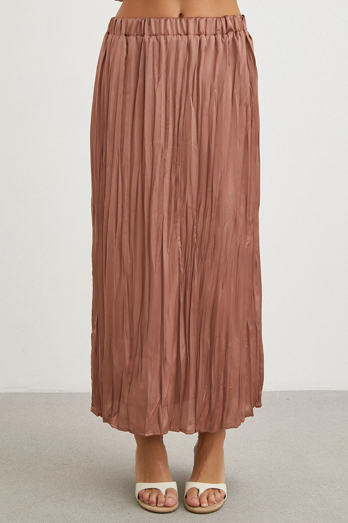 Flowy Pleated Maxi Etek