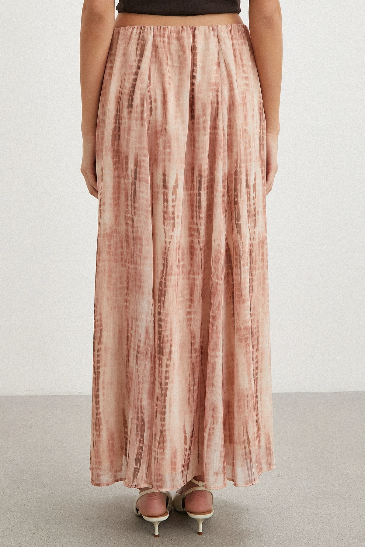 Nude Tonlu Batik Maxi Etek