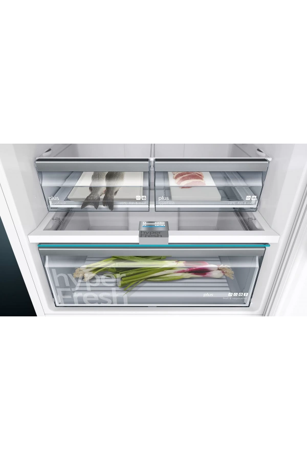 Siemens iQ500 Alttan Donduruculu Buzdolabı 186 x 75 cm Beyaz