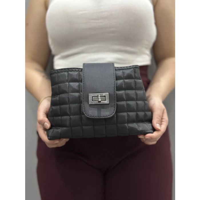 Kapaklı kapitone siyah cilt çanta