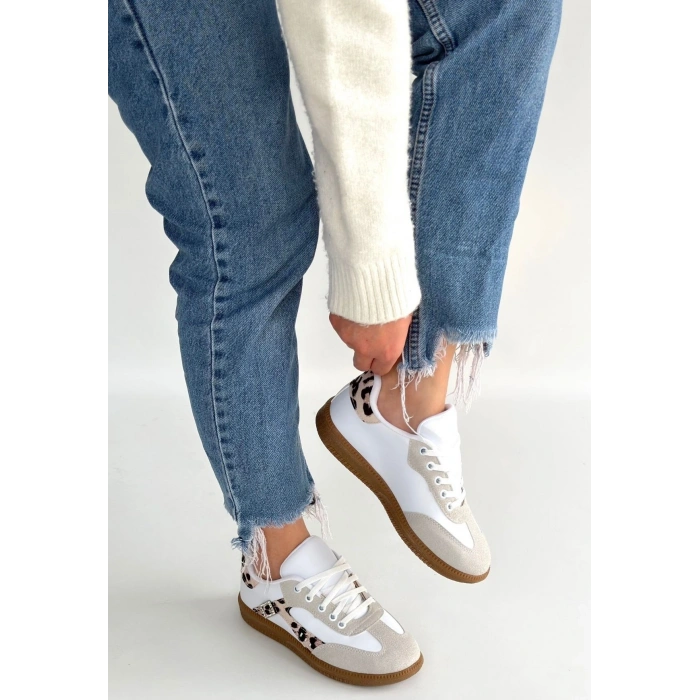 Mier Beyaz Cilt Bağcıklı Spor Ayakkabı