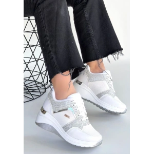 Geja Beyaz Cilt Bağcıklı Spor Ayakkabı