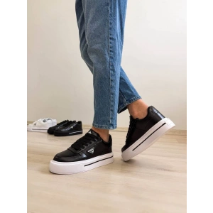 KB-04 Kuback Siyah Cilt Günlük Erkek Ayakkabı