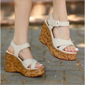 Kenja Bej Cilt Dolgu Topuk Sandalet