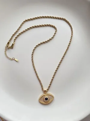 Burgu Zincirli Göz Uçlamalı Kolye