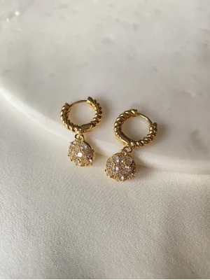 Zirkon Taşlı Topçuk Küpe