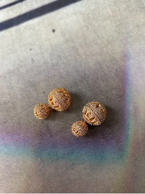 Otantik Detaylı,Zirkon Taşlı Topçuk  Küpe