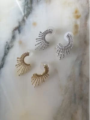 CFormlu Kristal Taşlı  Şık Küpe