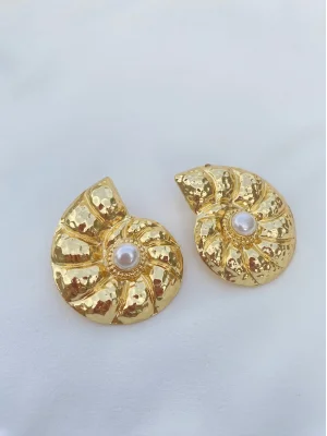 Dokulu Salyangoz Küpe