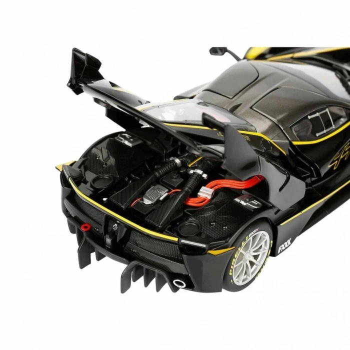 BFS 1:18 Ferrari FXX K Model Araba