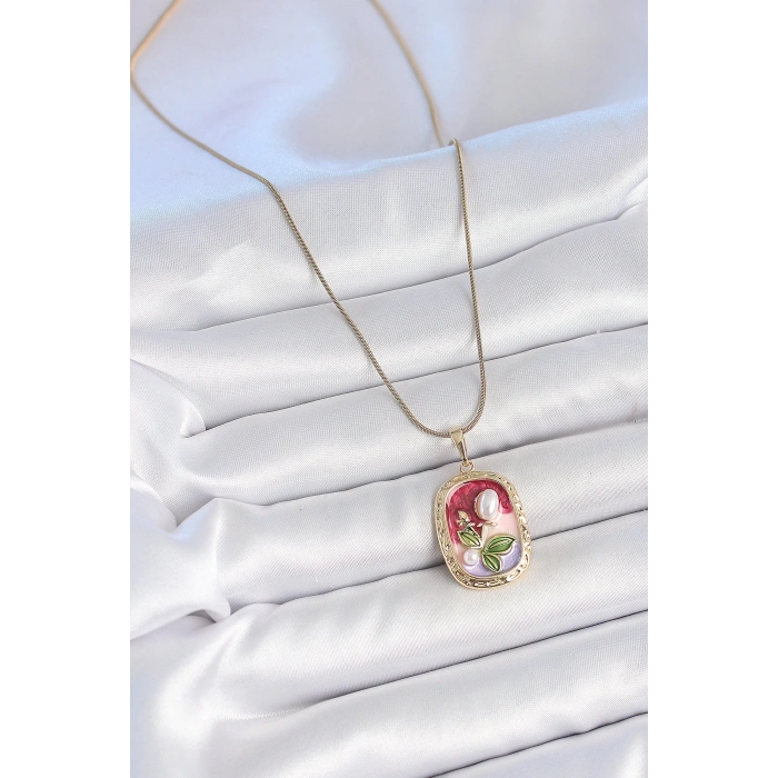 BFS 316L Çelik Gold Renk Zincir Mix Renk İncili Çiçek İşlemeli Portre Model Kadın Kolye
