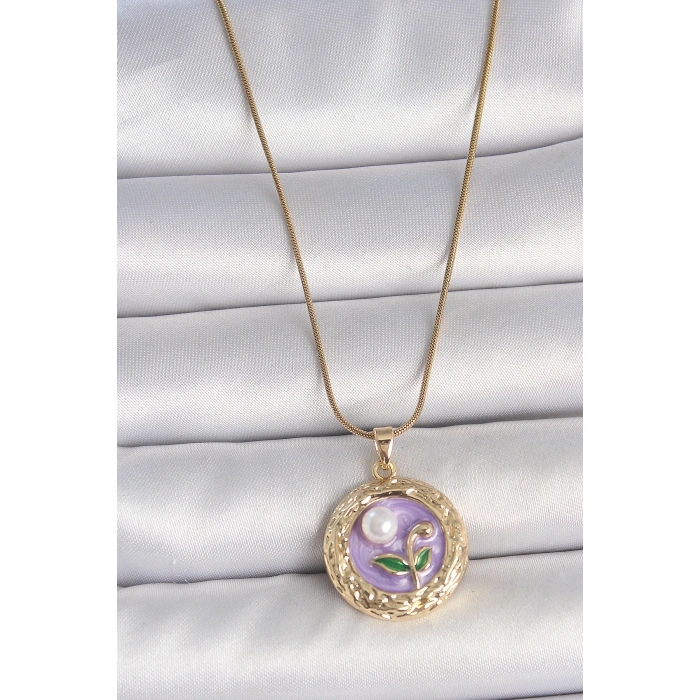 BFS 316L Çelik Gold Renk Zincir Mor Çiçek İşlemeli İnci Detay Potre Model Kadın Kolye