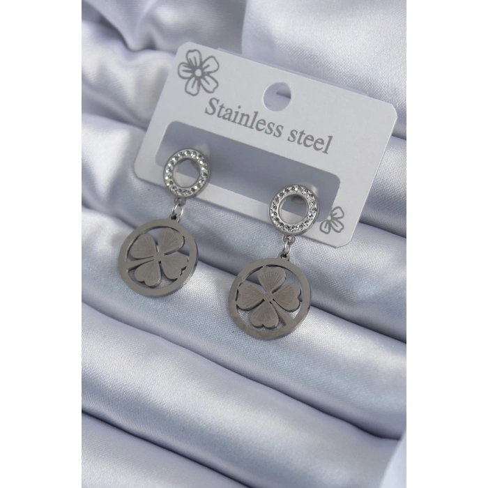 BFS 316L Çelik Gümüş Renk Zirkon Taşlı Yonca Model İşleme Detay Kadın Küpe