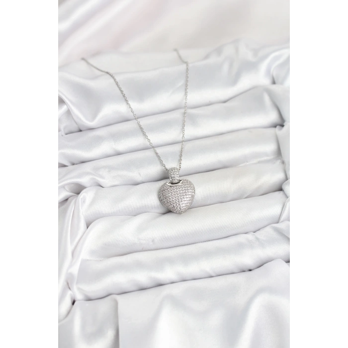 BFS 316L Çelik Zincir Gümüş Renk Zirkon Taşlı Kalpli Kadın Kolye