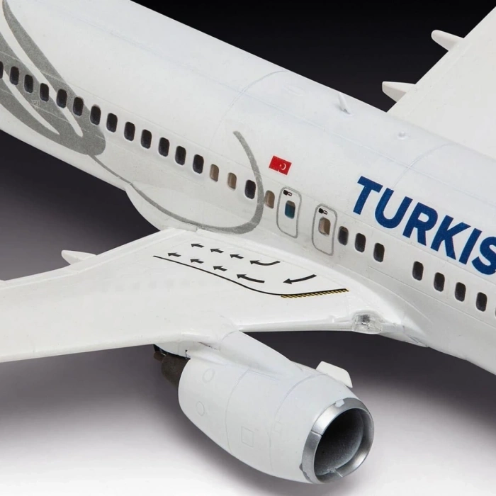 BFS  3772 Revell - Turkish Airlines Boeing 737-800 Maket Kiti