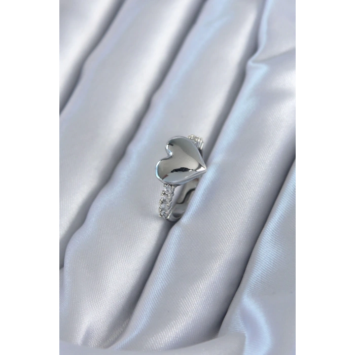 BFS Gümüş Renk Pirinç Zirkon Taşlı Kalp Model Kadın Yüzük