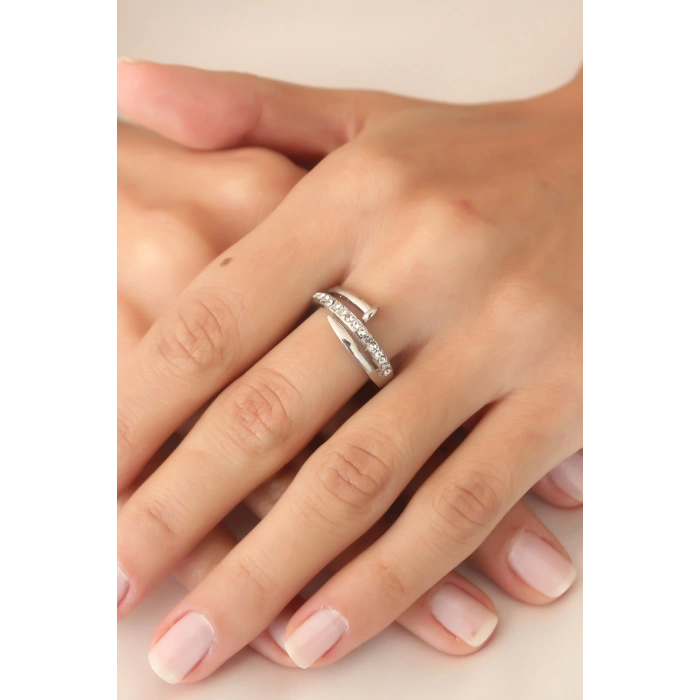 BFS Gümüş Renk Taşlı Çivi Ayarlanabilir Kadın Yüzük