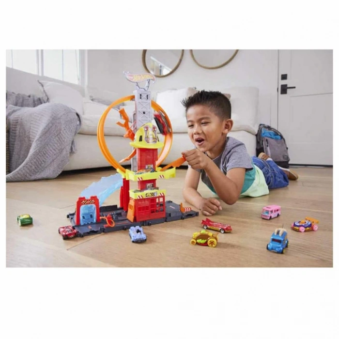 BFS  HKX41 Hot Wheels Çember Pistli İftaiye İstasyonu