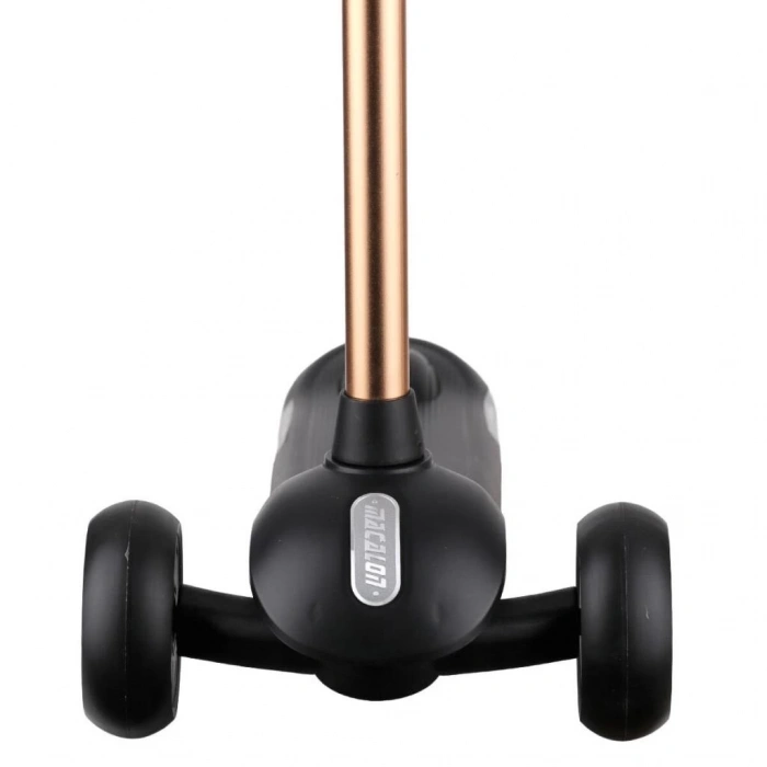 BFS   KM639 Sesli Işıklı Scooter