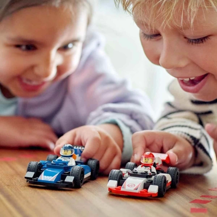 BFS   LEGO City F1 Williams Racing ve Haas F1 Yarış Arabaları 60464