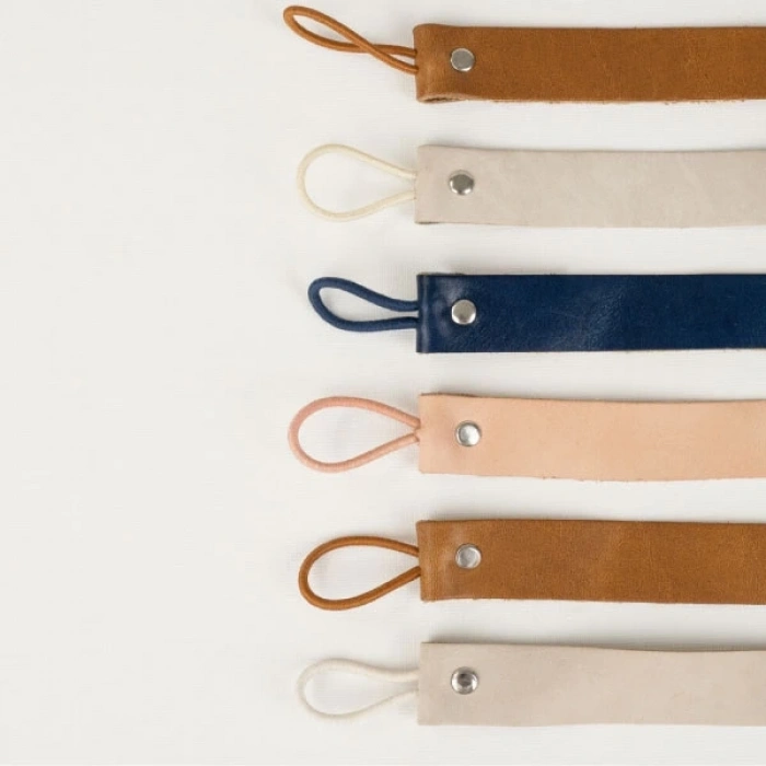 BFS  OiOi Klips Emzik Askısı Unicorn Pink