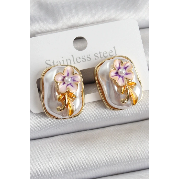 BFS Pirinç Beyaz Mineli İnci Detaylı Çiçek Figürlü Sanatsal Portre Model Gold Renk Kadın Küpe