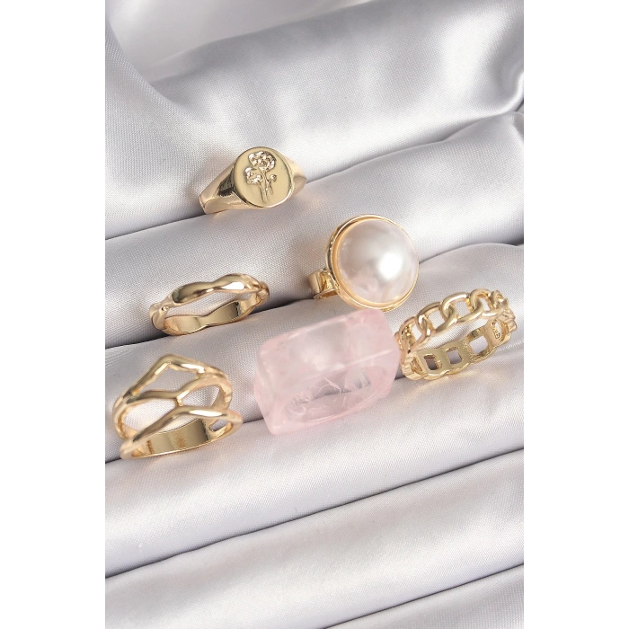 BFS Pirinç Gold Renk Daire 3D İncili Figür Zincir Model Gül İşleme Detaylı 6Lı Kadın Yüzük Seti