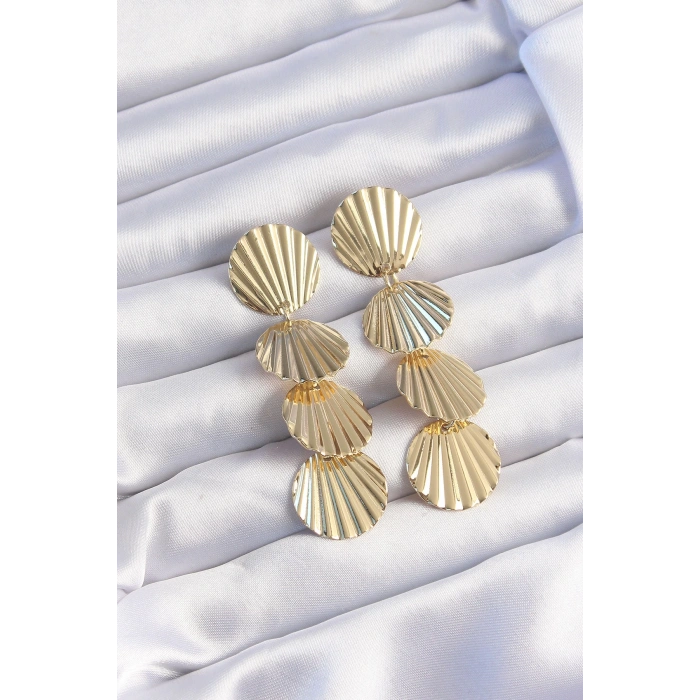 BFS Pirinç Gold Renk Deniz Kabuğu Model Sallantılı Küpe