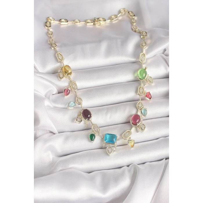 BFS Pirinç Gold Renk Renli Zirkon Taşlı VIP Seri Kadın Kolye