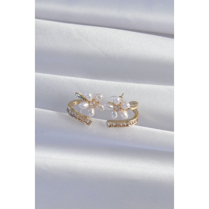 BFS Pirinç Gold Renk Zirkon Taşlı Kıvrımlı İnci Çiçek Küpe