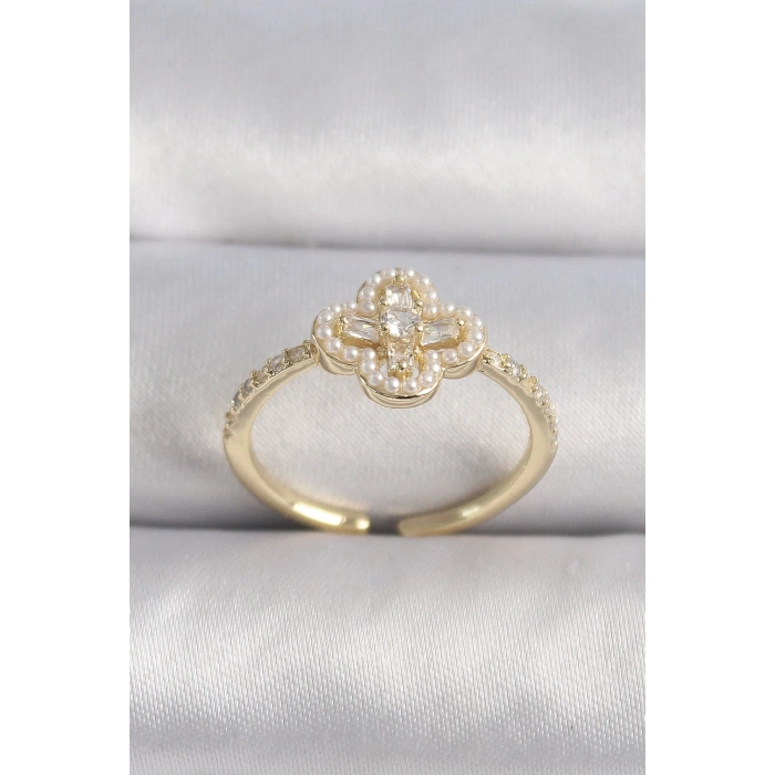 BFS Pirinç Gold Renk Zirkon Taşlı Yonca Model İnci Detay Kadın Yüzük