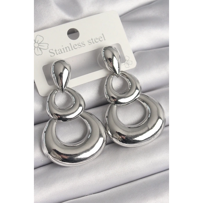 BFS Pirinç Gümüş Renk Damla Detay Sallantı Halka Model Kadın Küpe